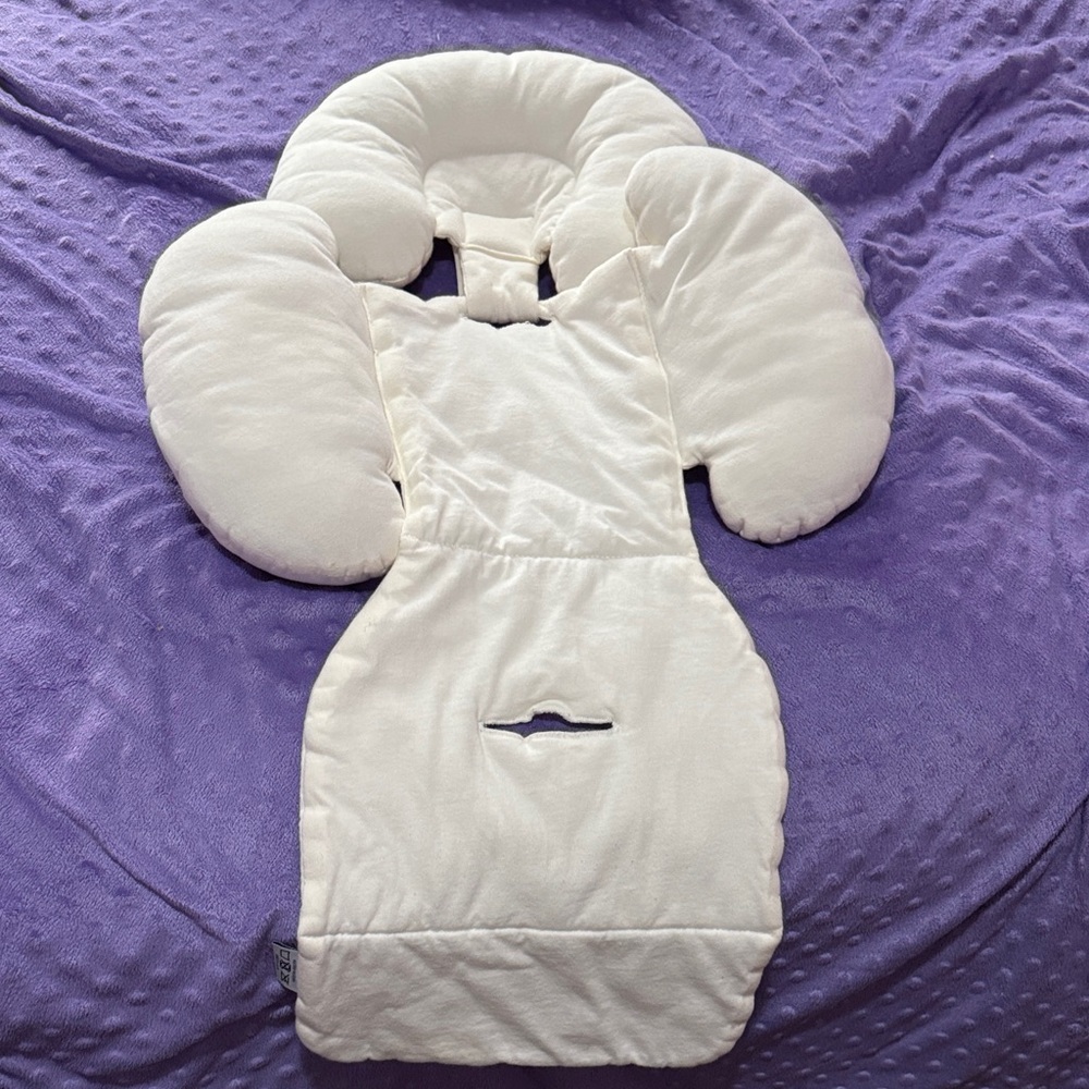 Bumble ride infant insert.